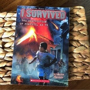 I Survived: The Destruction of Pompeii, AD 79 by:Lauren Tarshis